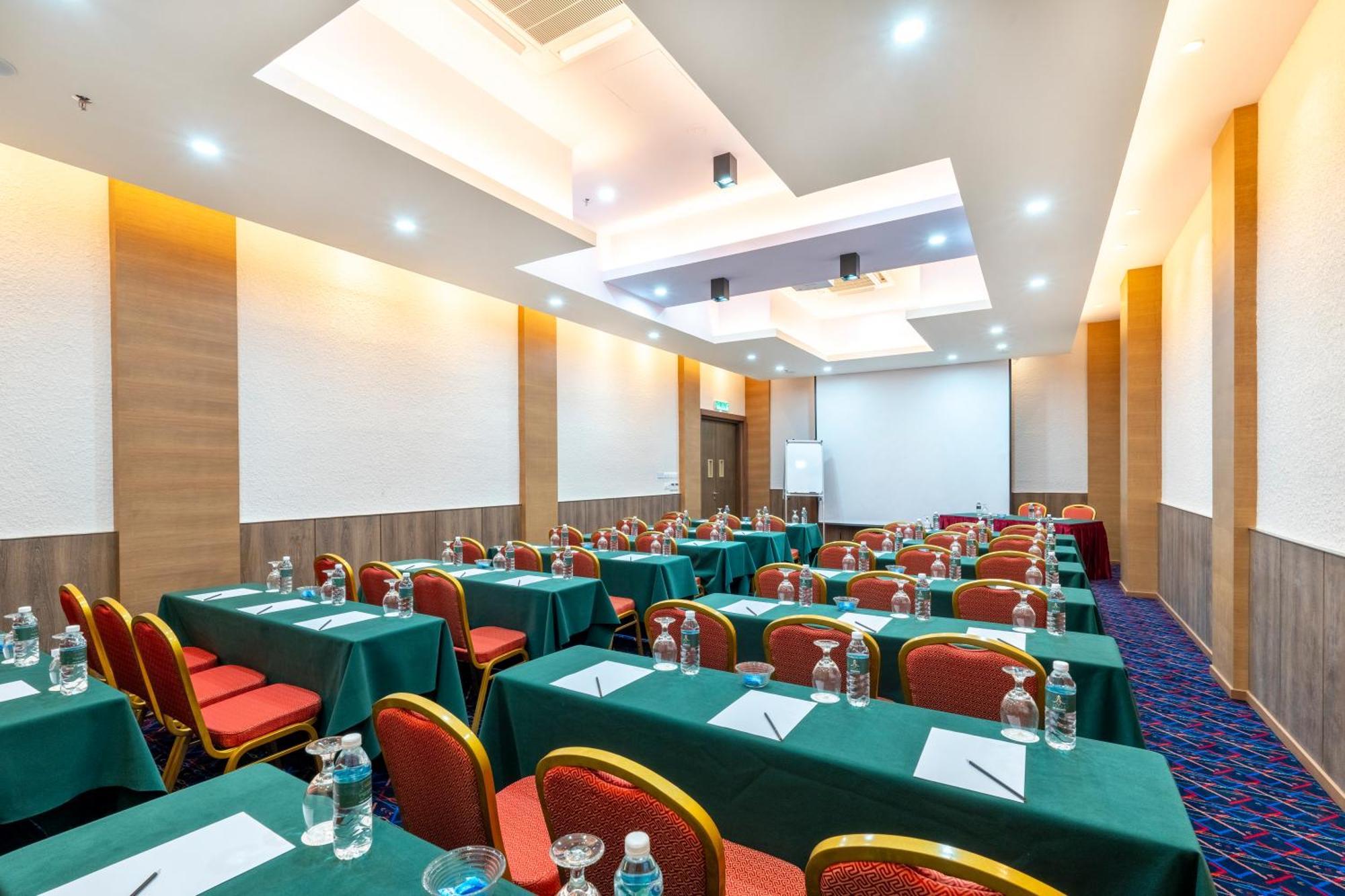 Arena Premier Hotel Seremban Dış mekan fotoğraf